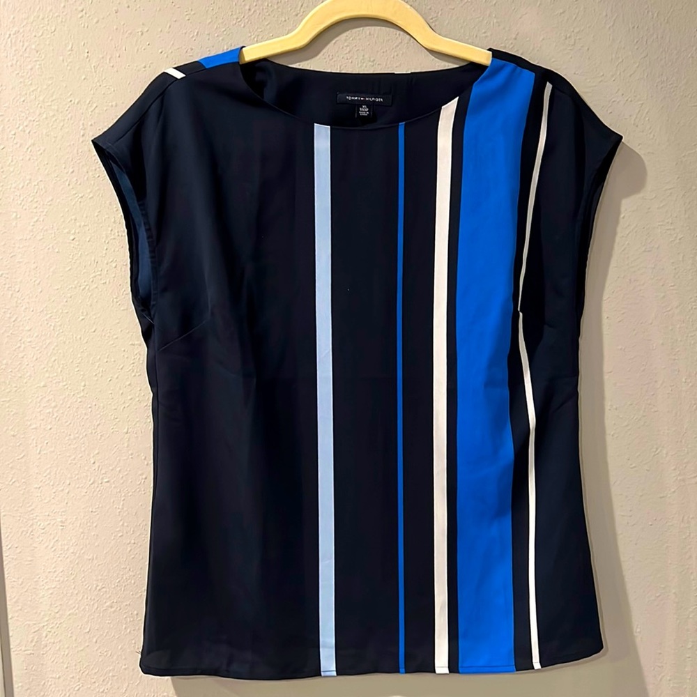 Tommy Hilfiger XS blouse